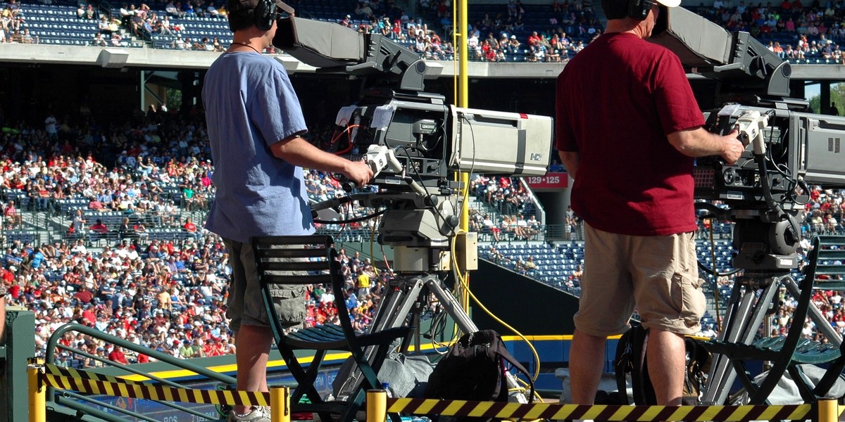 Sports_crew